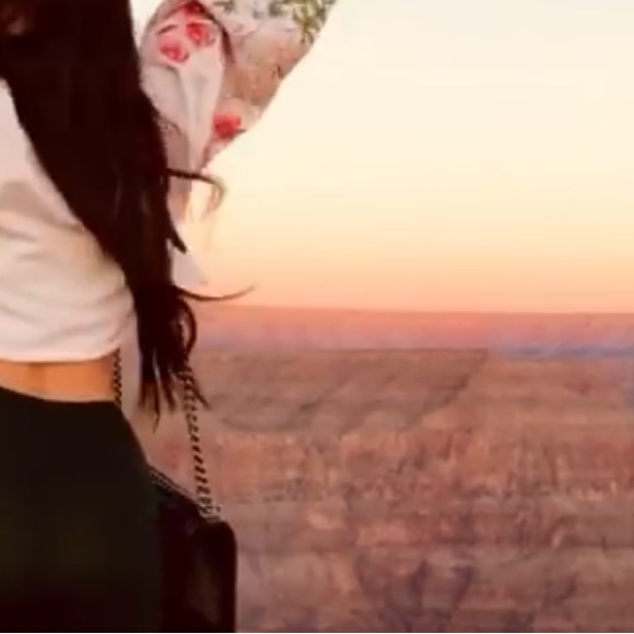 Meet your Posher, Tita - Picture 8 of 9